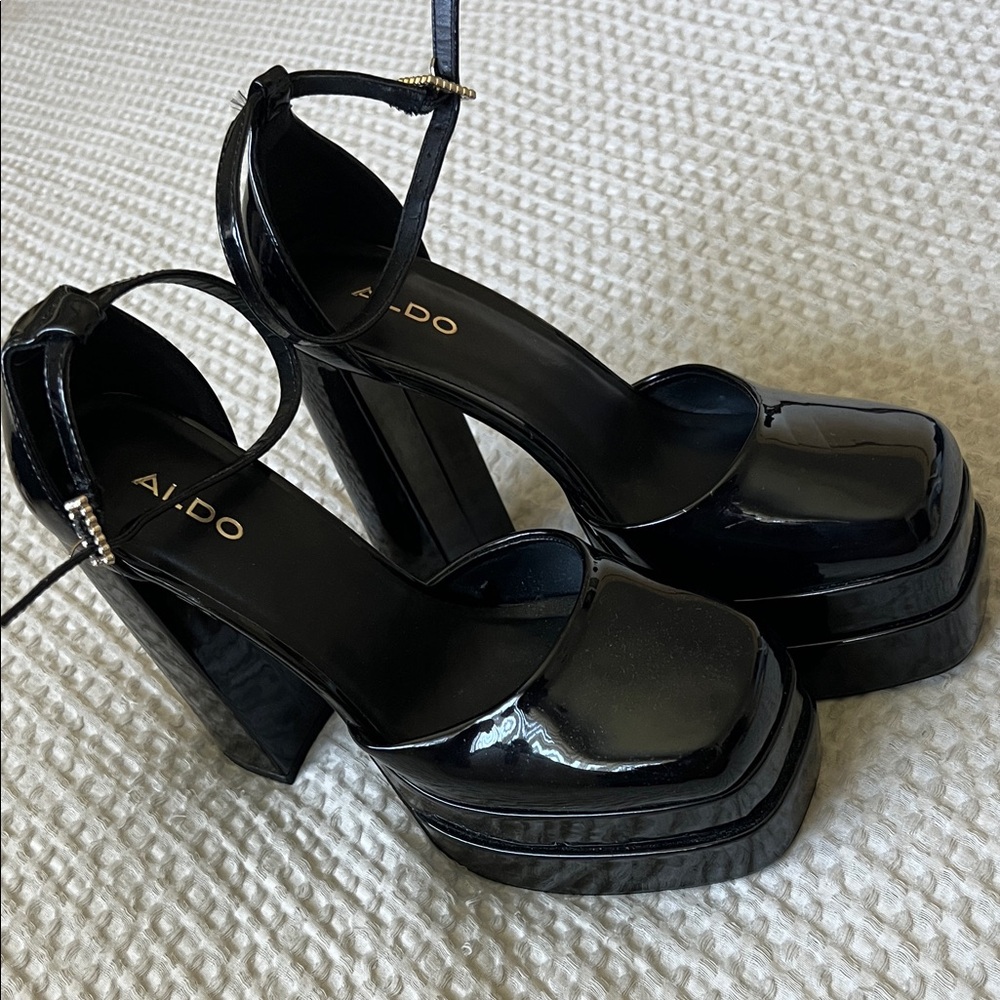 Aldo Glossy Black Platform Shoes